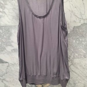 James Perse size 4 (large)  100%cotton feels like silk